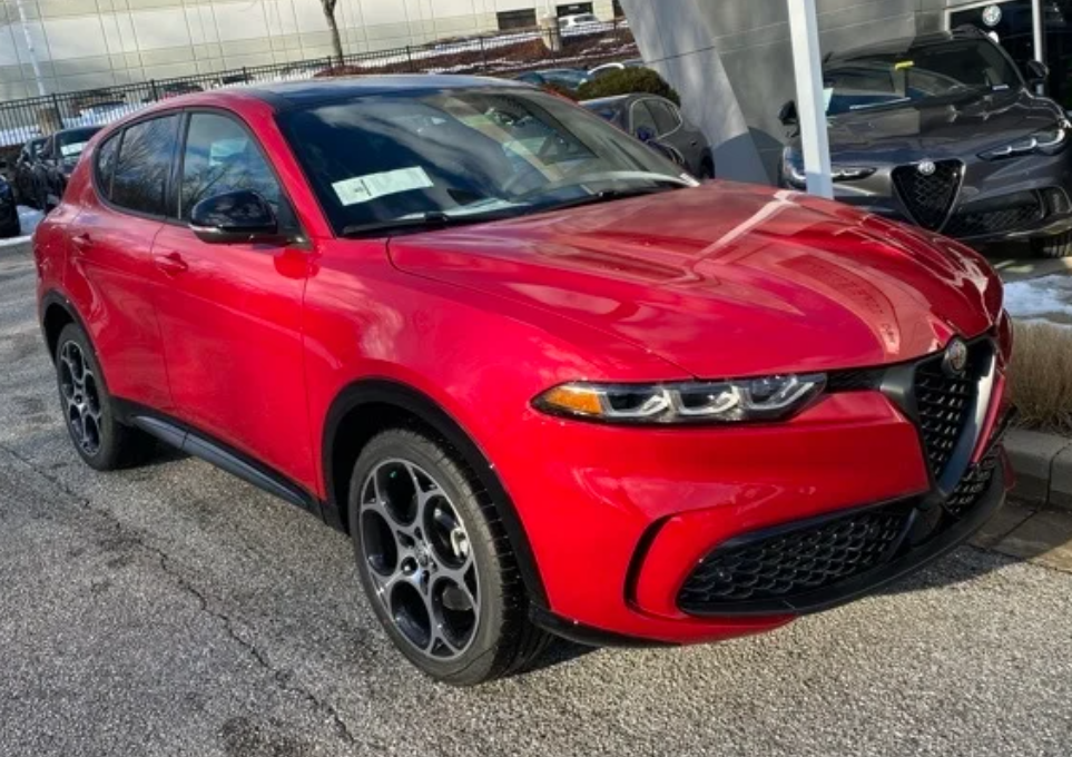 Alfa Romeo Tonale in metro D.C.