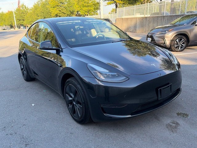 2025 Tesla Model Y Long Range
