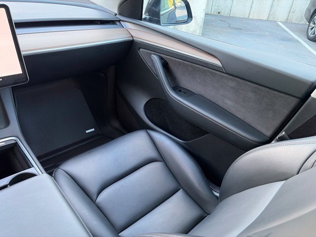 2025 Tesla Model Y Long Range