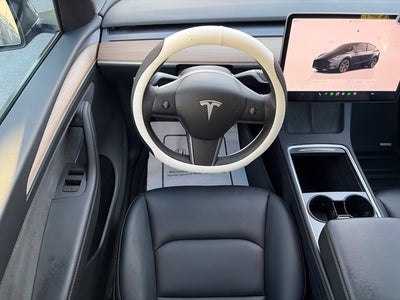 2025 Tesla Model Y Long Range