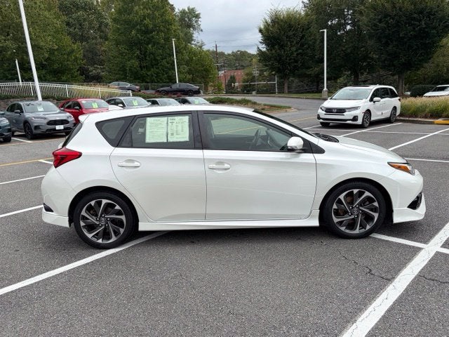 2017 Toyota Corolla iM Base