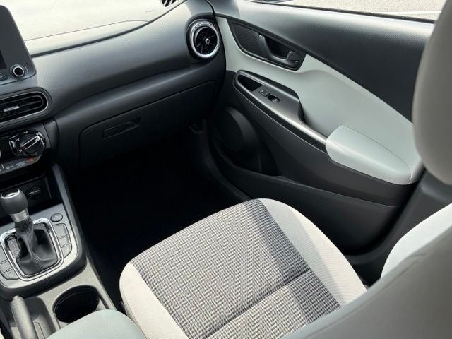 2023 Hyundai Kona SE AWD
