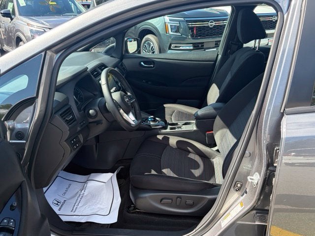 2025 Nissan Leaf SV Plus