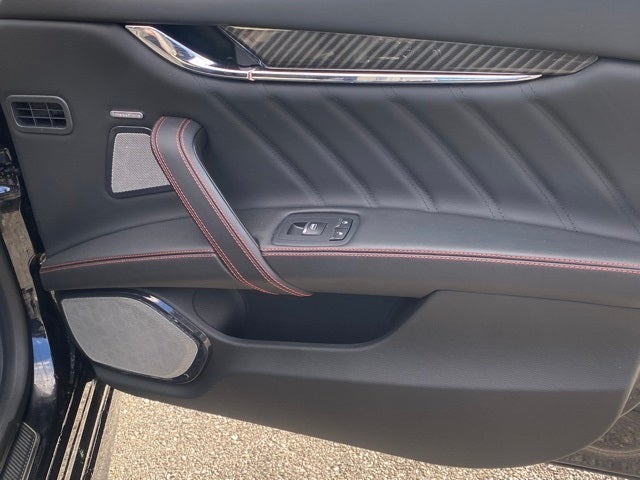 2022 Maserati Quattroporte Trofeo