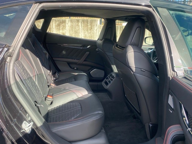 2022 Maserati Quattroporte Trofeo