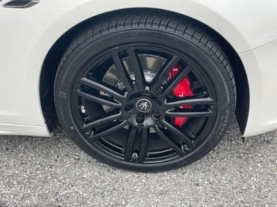 2023 Maserati Ghibli Modena Q4