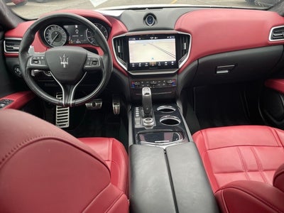 2023 Maserati Ghibli Modena Q4