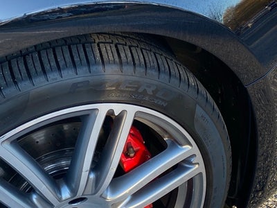 2022 Maserati Ghibli Modena Q4