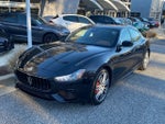 2022 Maserati Ghibli Modena Q4