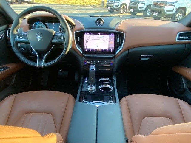 2022 Maserati Ghibli Modena Q4