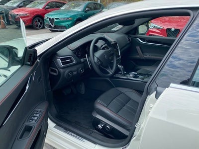 2024 Maserati Ghibli Modena