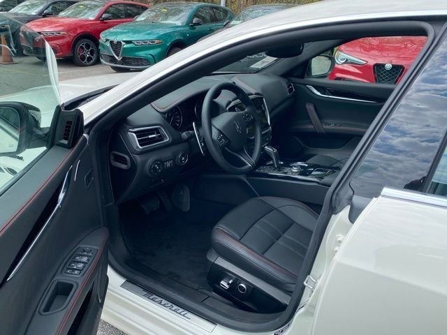 2024 Maserati Ghibli Modena