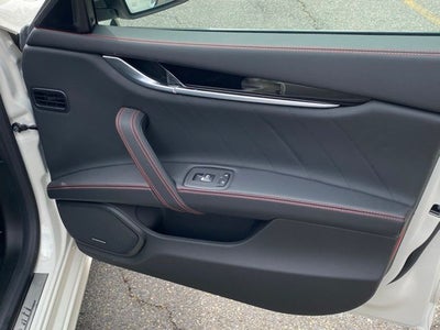 2024 Maserati Ghibli Modena