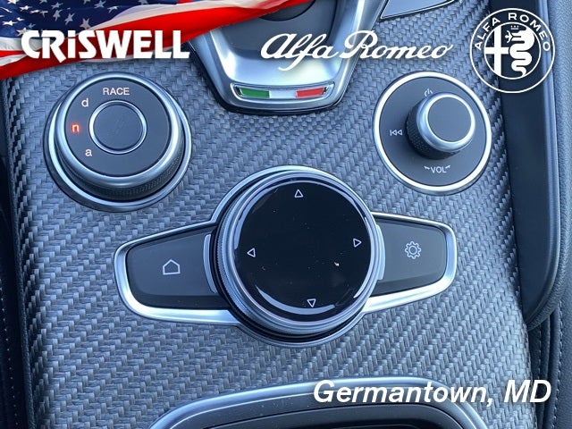 2024 Alfa Romeo Giulia GIULIA QUADRIFOGLIO RWD