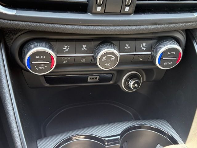 2026 Alfa Romeo Giulia GIULIA AWD