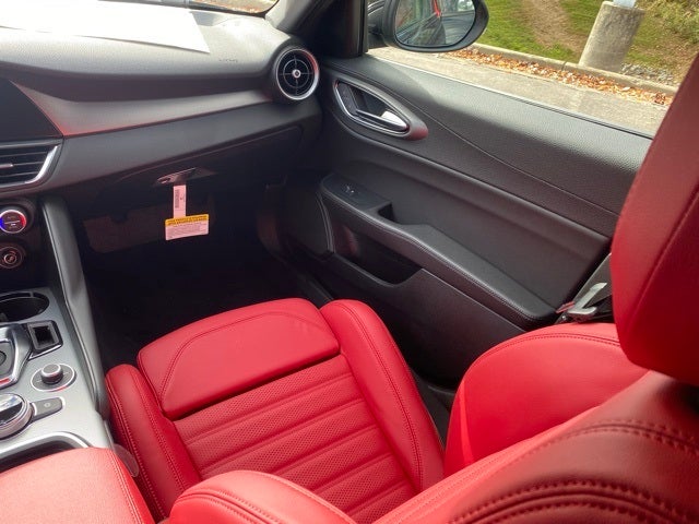 2025 Alfa Romeo Giulia GIULIA AWD