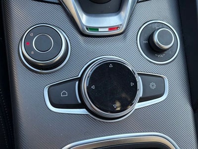 2022 Alfa Romeo Giulia Veloce AWD