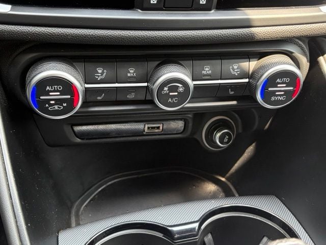 2023 Alfa Romeo Giulia Veloce AWD