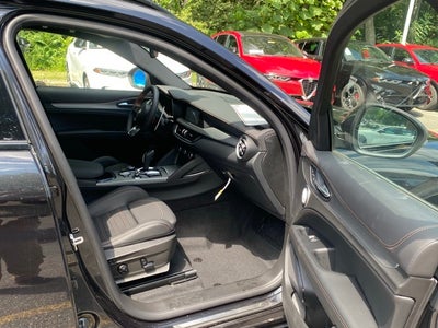 2025 Alfa Romeo Stelvio STELVIO INTENSA AWD