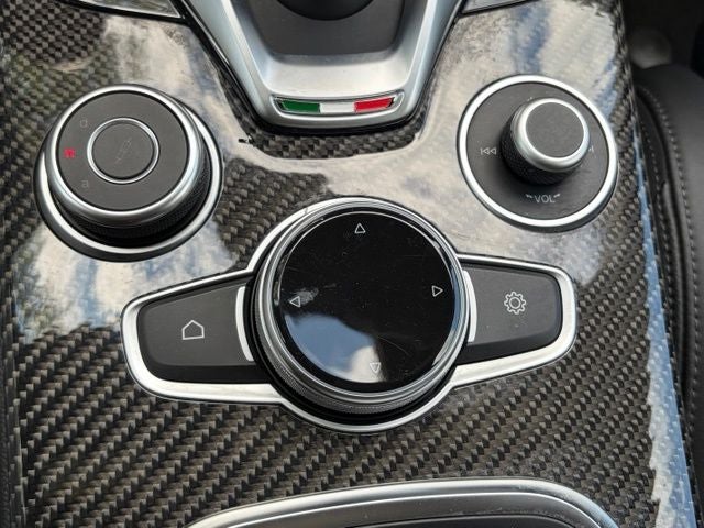 2023 Alfa Romeo Stelvio Estrema AWD