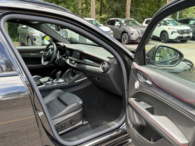 2023 Alfa Romeo Stelvio Estrema AWD