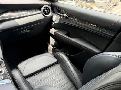 2023 Alfa Romeo Stelvio Estrema AWD