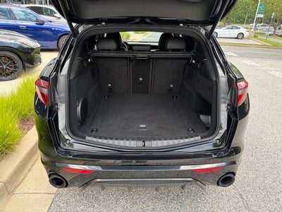 2023 Alfa Romeo Stelvio Estrema AWD