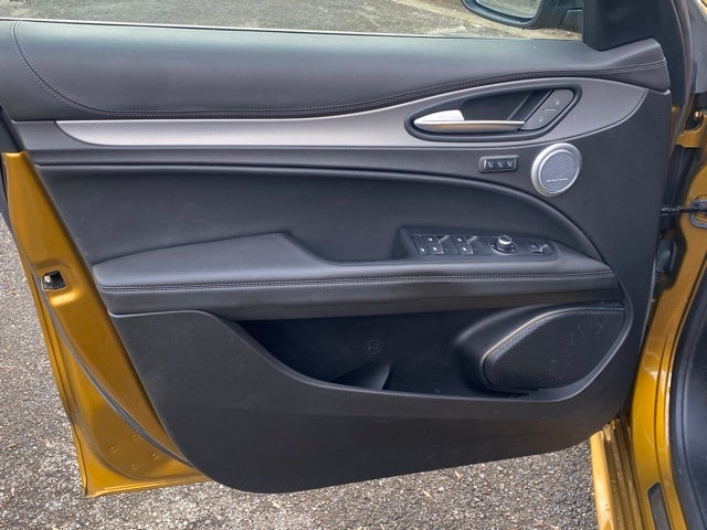 2022 Alfa Romeo Stelvio Veloce Ti AWD