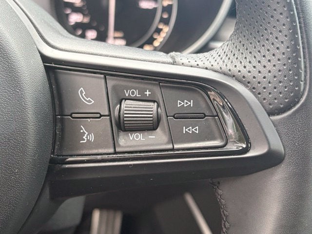 2023 Alfa Romeo Stelvio Ti AWD