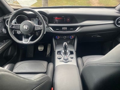 2023 Alfa Romeo Stelvio Veloce AWD