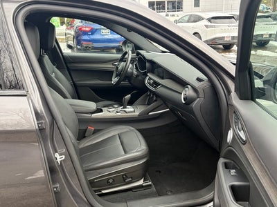 2023 Alfa Romeo Stelvio Ti AWD