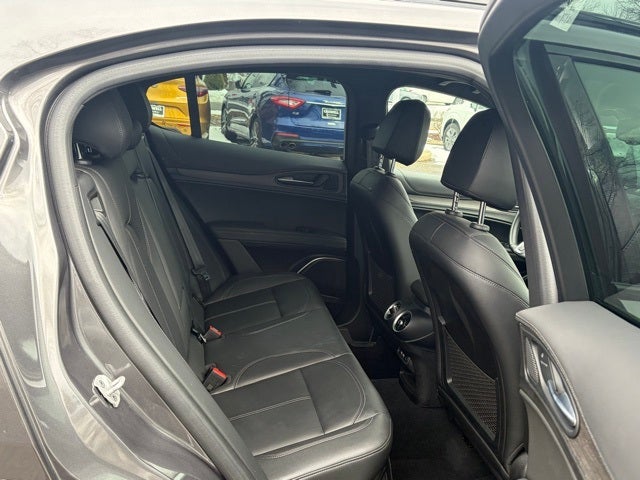 2023 Alfa Romeo Stelvio Ti AWD