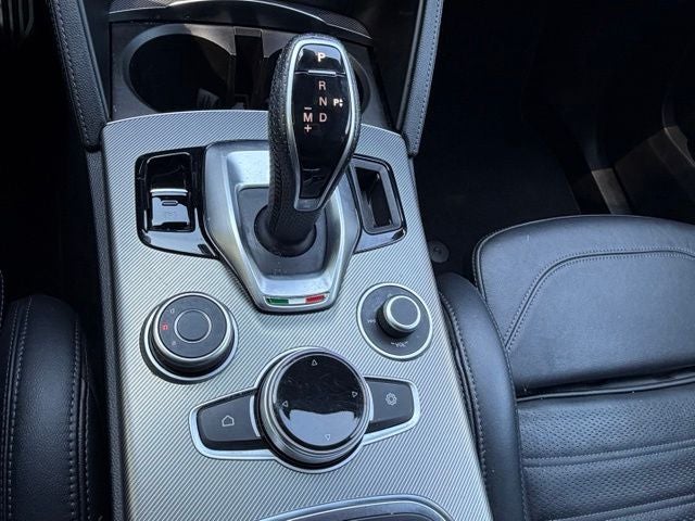 2023 Alfa Romeo Stelvio Veloce AWD