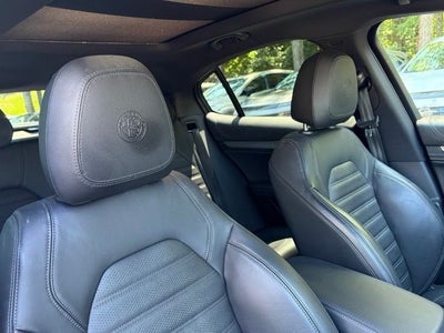 2023 Alfa Romeo Stelvio Veloce AWD