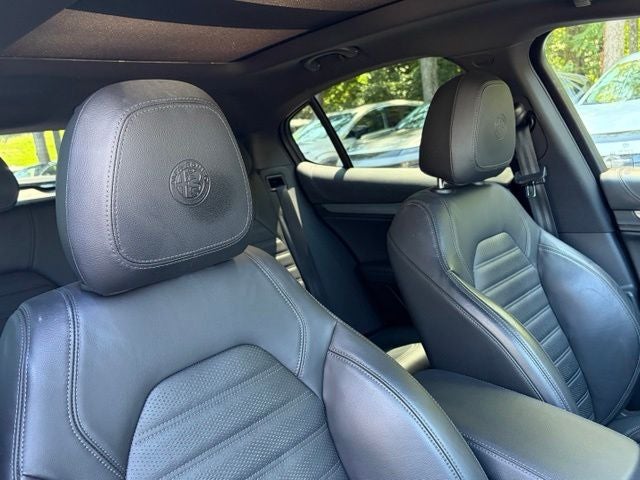 2023 Alfa Romeo Stelvio Veloce AWD