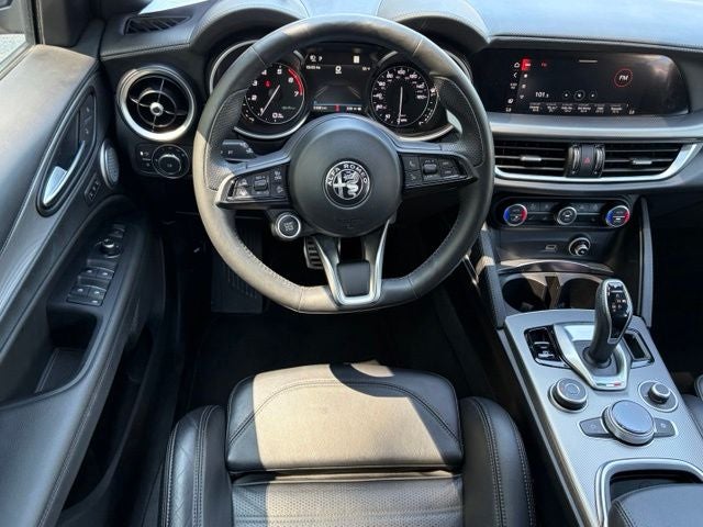2023 Alfa Romeo Stelvio Veloce AWD