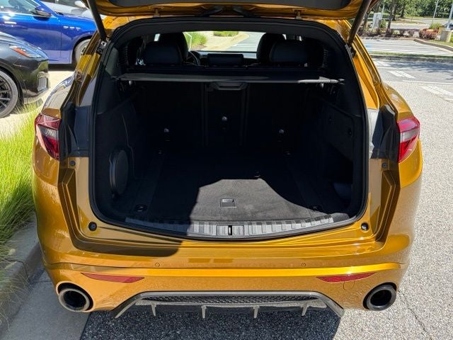 2023 Alfa Romeo Stelvio Veloce AWD