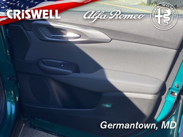 2024 Alfa Romeo Tonale Hybrid Ti EAWD