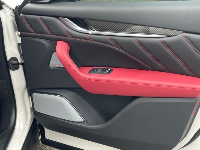 2022 Maserati Levante Trofeo