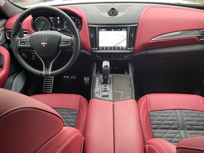 2022 Maserati Levante Trofeo